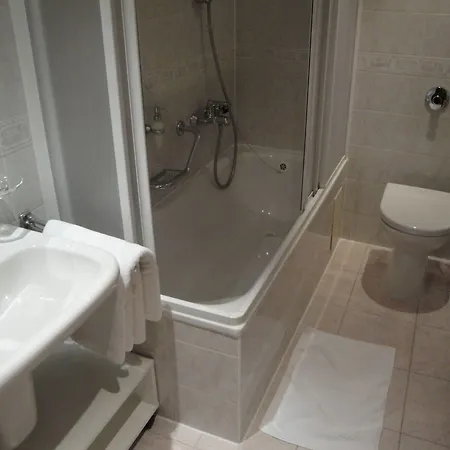 Trinity אולומוץ
