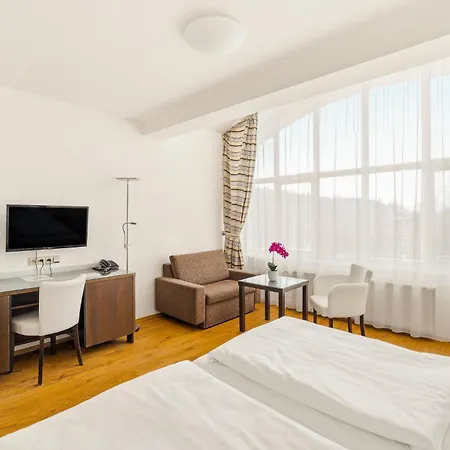 Trinity Hotel