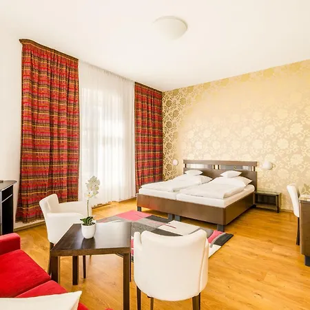 Trinity Hotel 4*