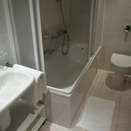 Hotel Trinity 4*