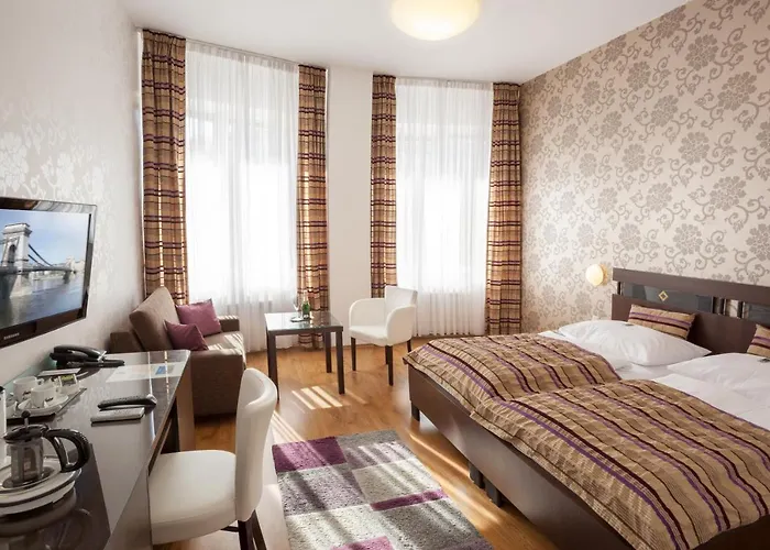 Trinity Hotel